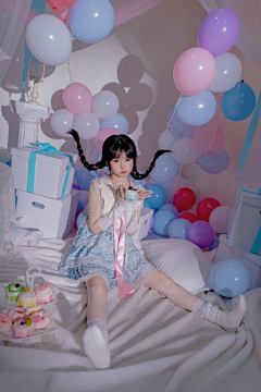 动作，cos，人体-花瓣网|陪你做生活的设计师 | 实拍女装（时尚，复古）