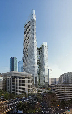 momopro采集到A-L立面-高层塔楼造型High-rise building