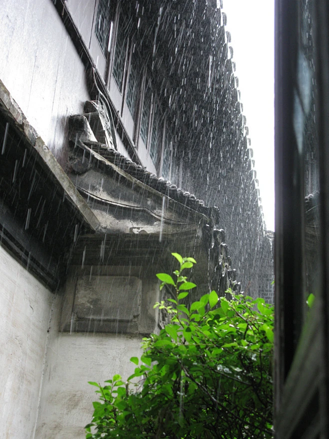 雨霁月忽满，墙阴树影摇。图片_中国老照片古建/古风/传统建筑/华夏圈参考（现实+游戏）图片素材-花瓣网