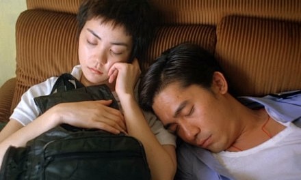 "我们分手的那天是愚人节,所以我一直当她.