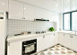 两居室白色厨房装修设计图片
