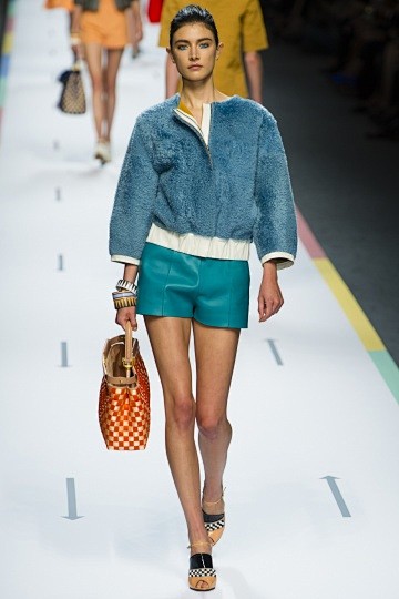 Fendi2013春夏高级成衣发布秀_2...