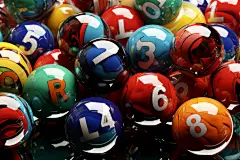 余暇台球俱乐部一堆台球摄影图片