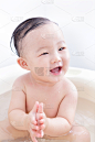 女婴,可爱的,婴儿,仅一名女婴,垂直画幅,水,浴室,仅婴儿,日本人,自然美