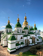 [白色和绿色的搭配小清新] 乌克兰的基辅圣索非亚教堂，这是在什么角度拍的，好像小人国的宫殿哦！