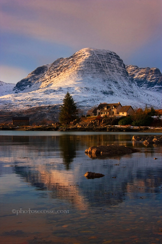  阿普尔克山。冬季反思。西北苏格兰