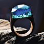 加拿大珠宝品牌 Secret Wood，将世界上的大自然之美，浓缩在小小的戒指裡，全手工的戒指，绝不会有两个相同的，每一隻，都是世界上独一无二。