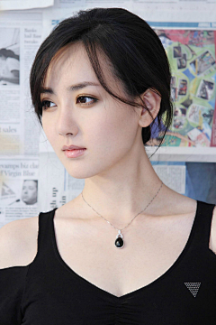 kYNzA_金涛采集到美女