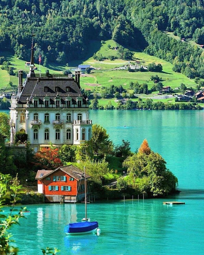 瑞士最纯净的湖泊--布里恩茨湖畔，拥有绝...
