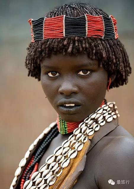 濒临灭绝的这些非洲部落，各种审美越看越奇...