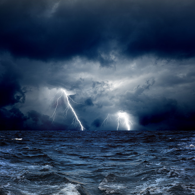 大海中暴风雨和闪电47501_闪电与光电...