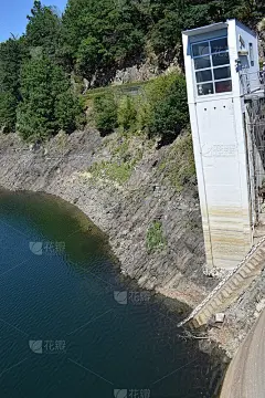 水库大坝入口建筑