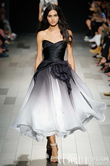 Marchesa2018年春夏高级成衣时...