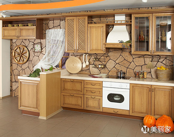 厨房橙色棕色厨房地砖橱柜现代色彩搭配颜色...