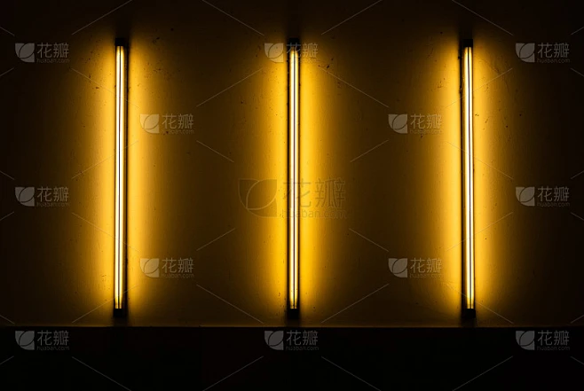 氖灯系列:三个氖灯平行安装在墙上素材-花瓣网