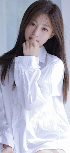 WdeYNASR采集到美女