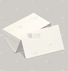 一叠空白名片