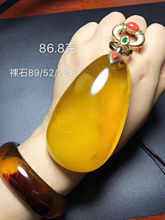 呼啦梦游采集到蜜蜡