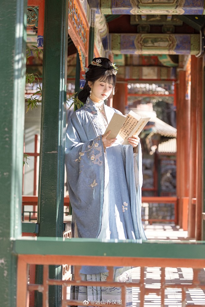 微博 – 随时随地发现新鲜事