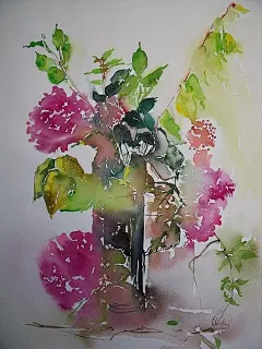水彩晕染花卉