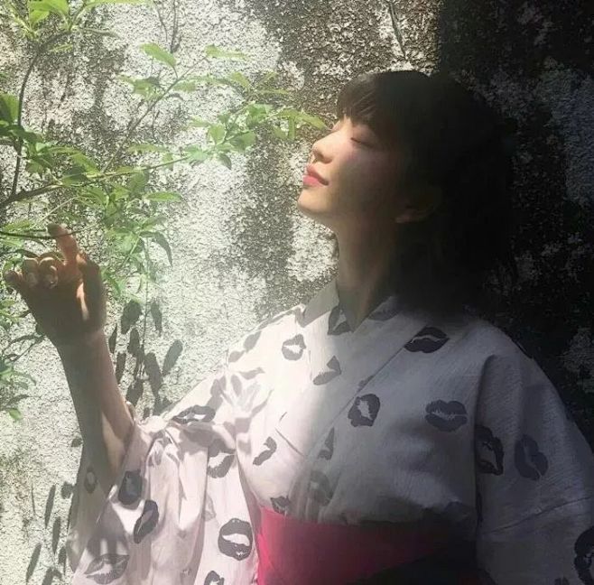 女头