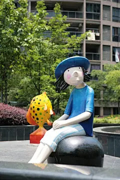 座椅雕塑 (2)