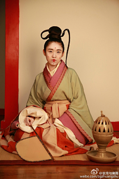 秦沐之采集到传统服装