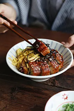 鳗鱼饭
