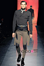 2011秋冬男装图片,Jean Paul Gaultier男装图片,巴黎男装周图片,巴黎图片,海报网图片,高缇耶图片,时尚品牌图片,男装图片,时装周图片