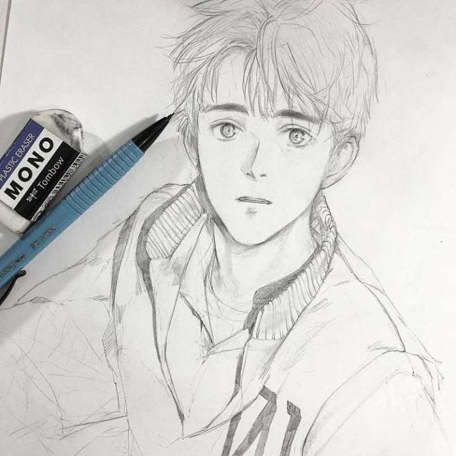 日本插画师Shinji自动铅笔下的小哥哥...