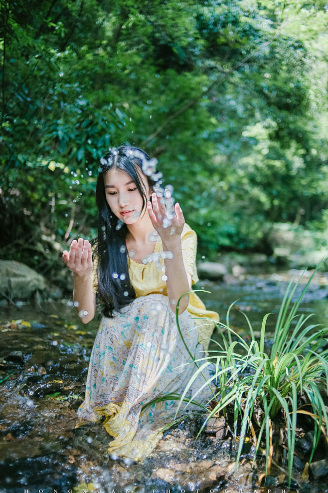 有个拖延症的少女 摄影：洪小-洪小漩