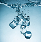 落入水里的冰块高清图片(图片ID：79199)-其他高清图片-素材中国16素材网