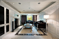 古典风格92.4平二居家庭客厅沙发茶几灯具装修效果图