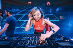 boom💭💭123123采集到互动氛围道具