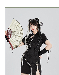 微秒i采集到实拍——服装发型动作参考
