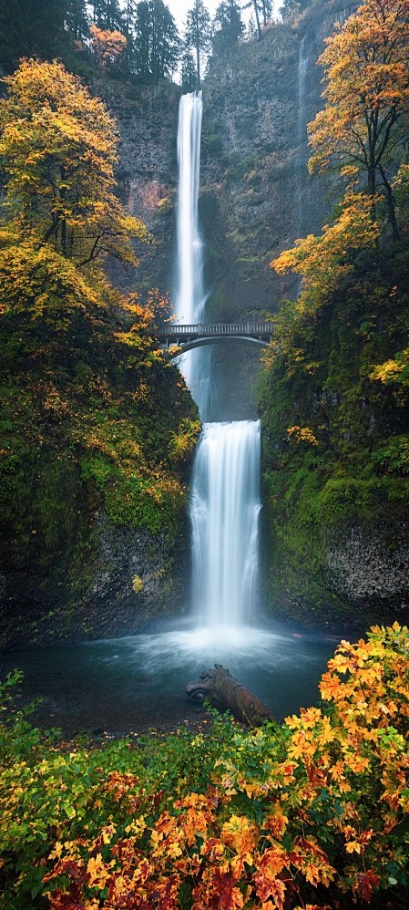 秋天风景 高山瀑布 桥风景手机桌面壁纸