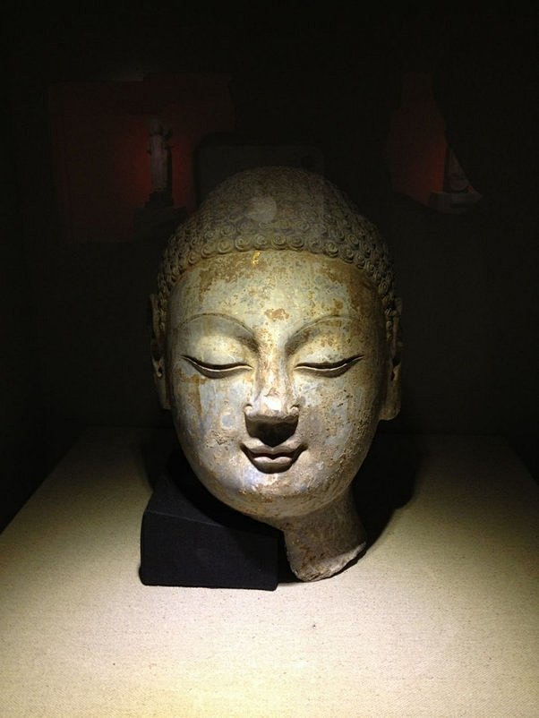 北魏佛头，不亚于蒙娜丽莎的微笑！