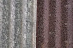 深浅不一的屋顶生锈