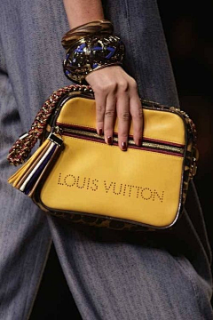 ReasonYu采集到●LOUIS VUITTON | 路易威登