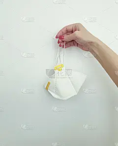女性手持防护面具