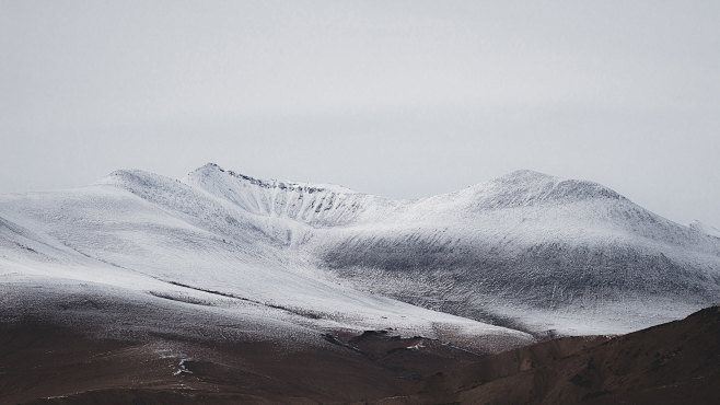 Bleak·Mountains