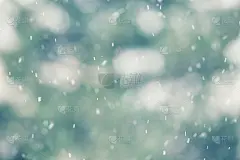 雪花飘落，雪天时分
