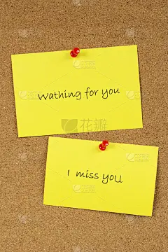 把它贴在软木板上