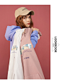 UNIFREE2018秋冬新款连帽休闲插画字母印花宽松卫衣女UHY183A017-tmall.com天猫 _女单拍摄采下来_T201978 #率叶插件，让花瓣网更好用_http://ly.jiuxihuan.net/?yqr=16528102#