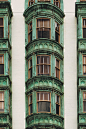 复古建筑#绿色##欧洲#<br/>采集<a class="text-meta meta-mention" href="/desssign/">@随手科技DESSSIGN</a>