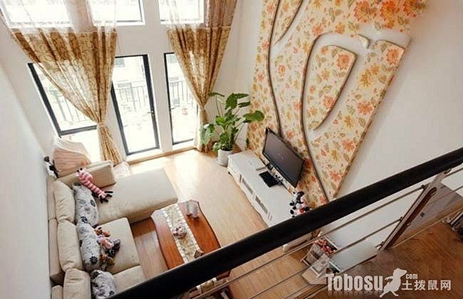 韩式风格复式楼客厅装修图片2013欣赏