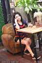 甜美巴萨女球迷拍圣诞写真 : 2015年12月15日，甜美巴萨女球迷拍圣诞写真，秀美腿助阵巴萨世俱杯摘冠。