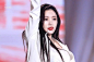 南韩新神曲诞生？宣传仅一周的突袭曲竟实现榜单all kill！ : 是又美又可又有实力的辉妮没错啦~
