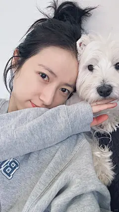 把爱写成专辑 你是主打曲｜周雨彤壁纸更新啦 - 小红书