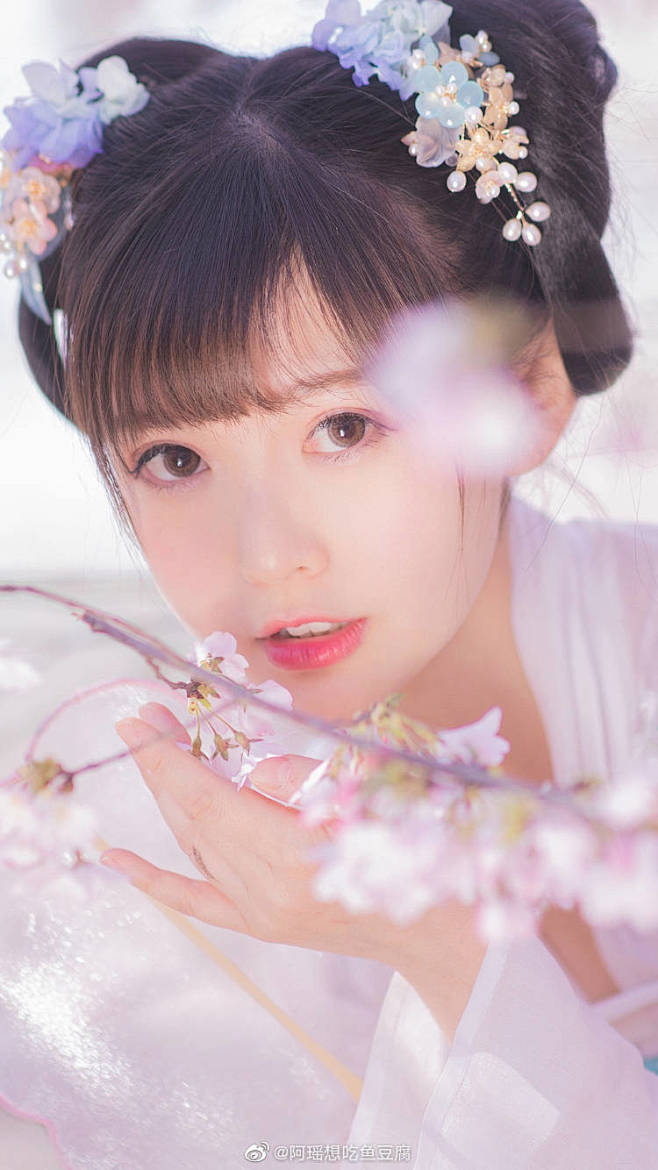 
“说星星好看的人一定没有看过你的眼睛‍...